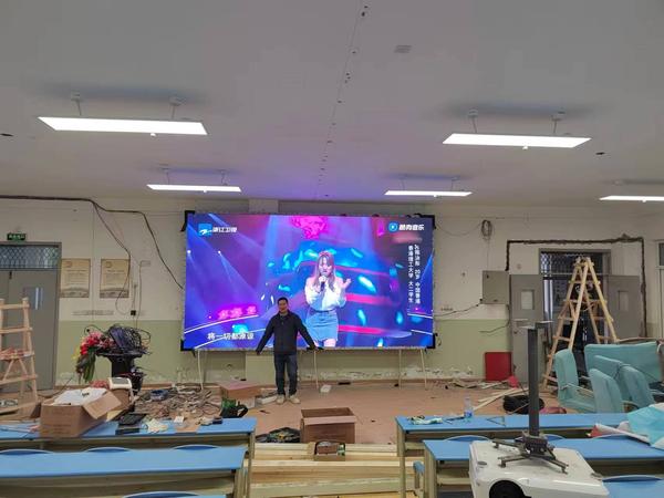 四川LED显示屏厂家
